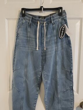 Scoop Light Blue Relaxed Denim Jeans with Elastic Waist